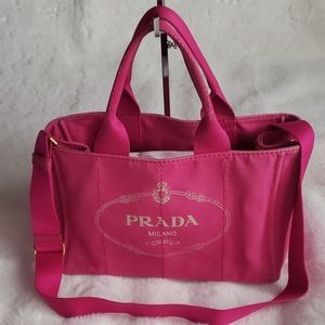 Prada Canapa